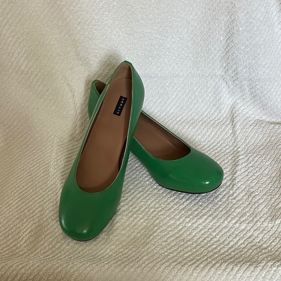 New Green Leather Array Shoes With Box Size 9 Medium - Picture 1 of 3